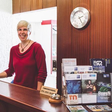 Hotel Lindenhof إسن المظهر الخارجي الصورة