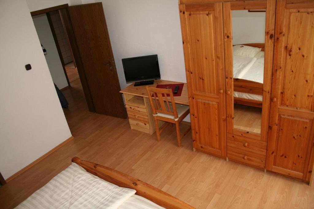 Hotel Lindenhof إسن المظهر الخارجي الصورة