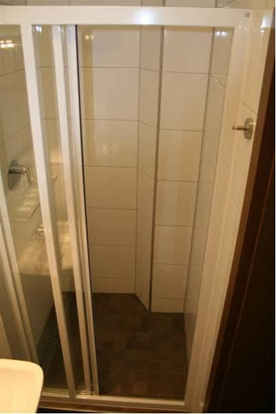 Hotel Lindenhof إسن المظهر الخارجي الصورة